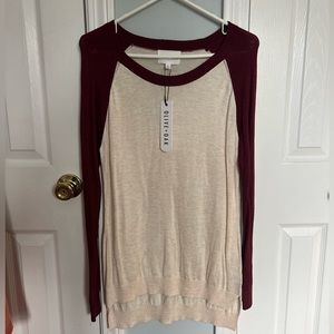Olive + Oak Raglan Sleeve Pullover. Size large! NWT
